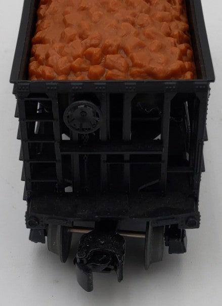 Lionel O Gauge Pennsylvania Railroad Hopper Car #15372 w/ Stone Load EX