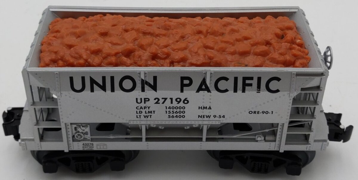 Lionel O Gauge Union Pacific Hopper Car #27196 w/ Stone Load EX