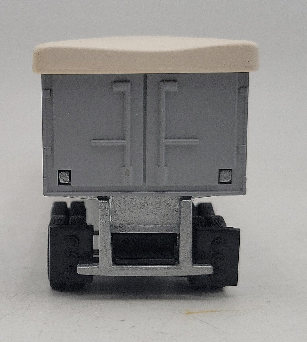 Lionel 6-12779 O Gauge Lionelville Grain Co. Tractor & Grain Rig EX/Box