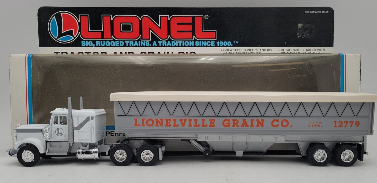 Lionel 6-12779 O Gauge Lionelville Grain Co. Tractor & Grain Rig EX/Box