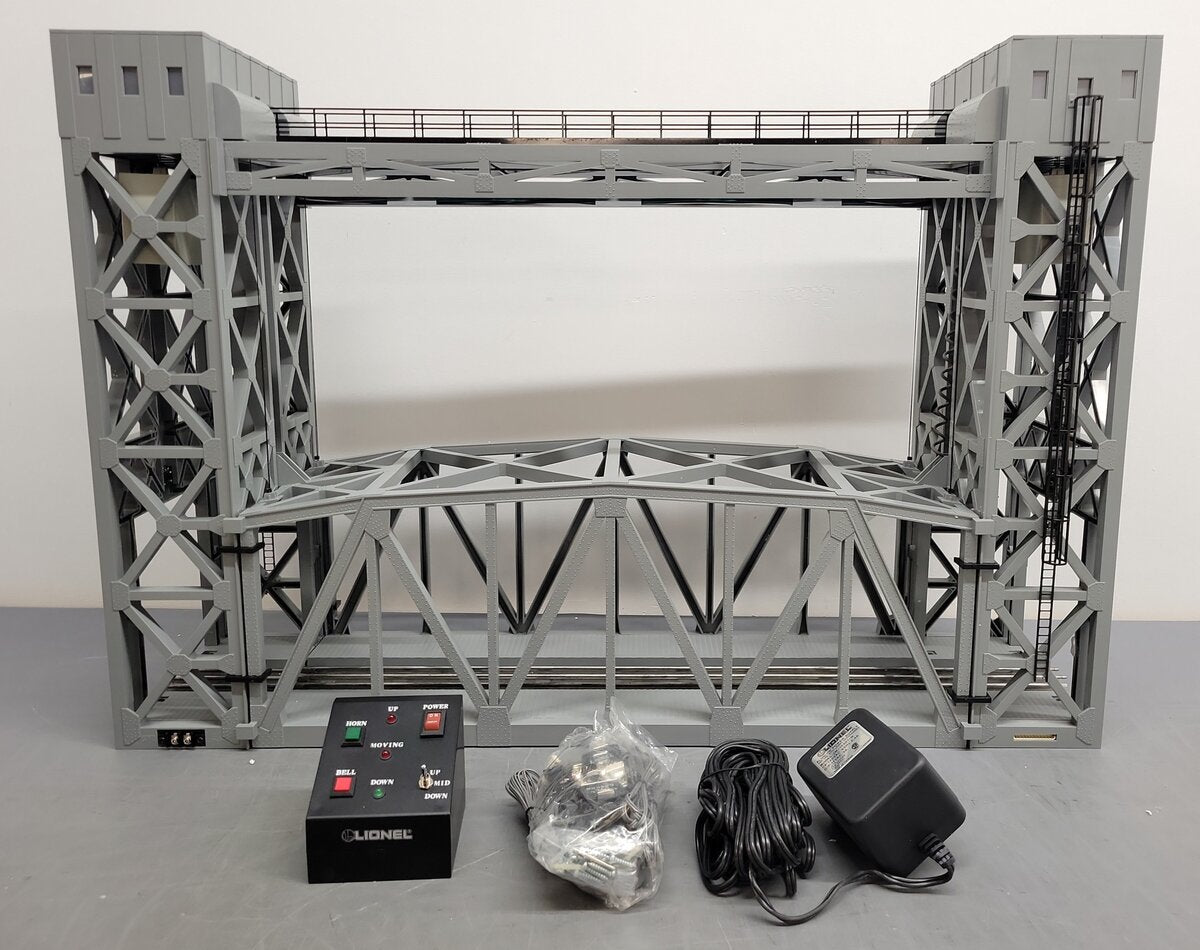 Lionel 6-12782 O Gauge Operating Lift Bridge with Bell & Lights EX