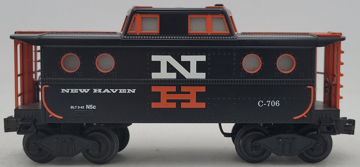 Williams CAB113 O Gauge New Haven Illuminated Caboose #C-706 EX/Box