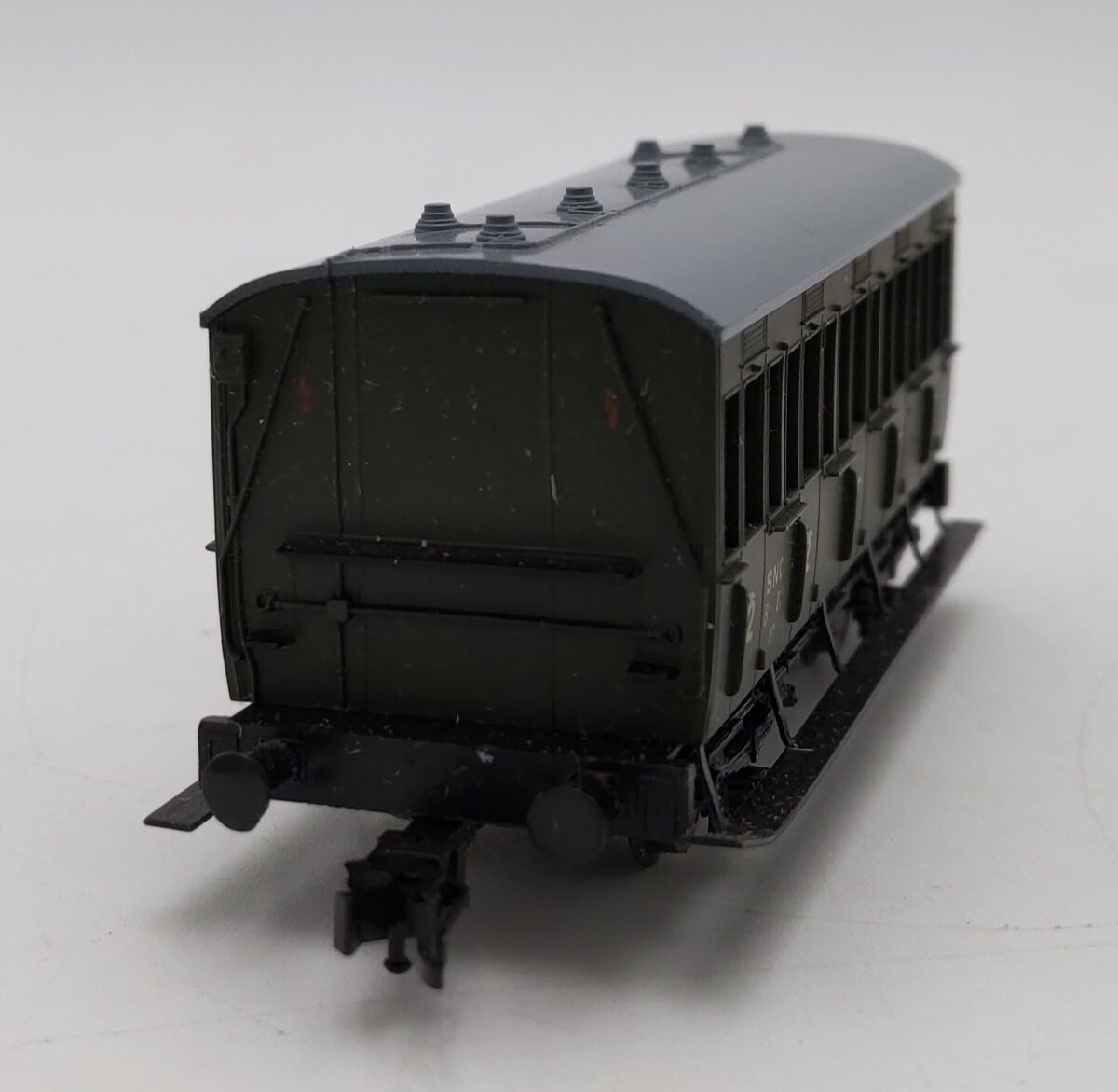 Piko 5452512-5-032 Ho Scale SNCF Passenger Car #8220 VG/Box
