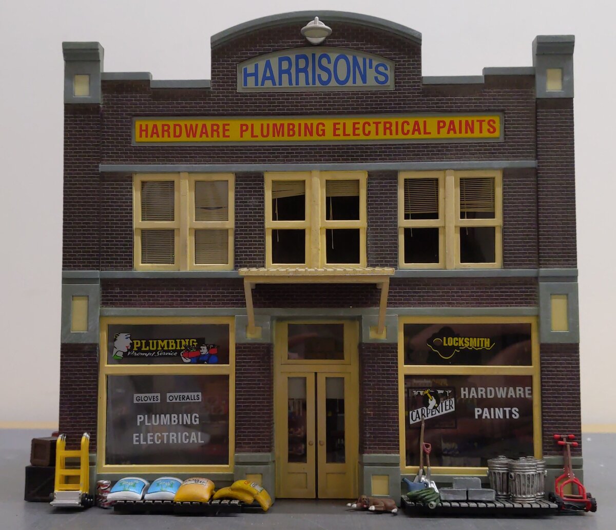 Woodland Scenics BR5022 HO Built-&-Ready Harrison's Hardware Building EX