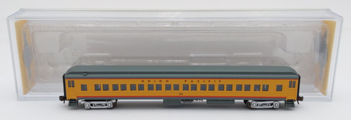 Bachmann 13755 N Union Pacific 72' Heavyweight Coach with Lighted Interior EX/Box