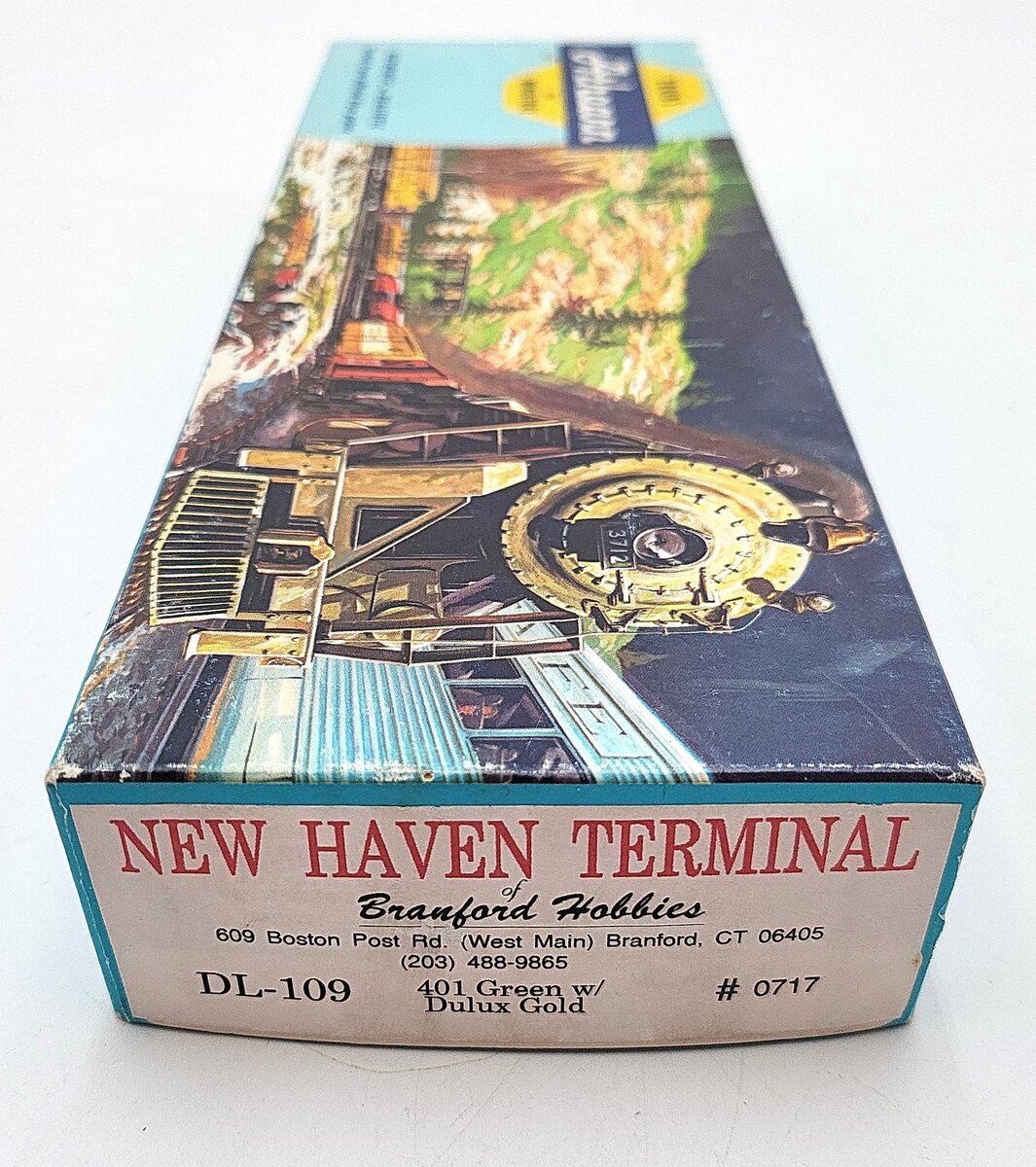 Athearn DL-109 HO Scale New Haven Diesel Locomotive #0718/Box