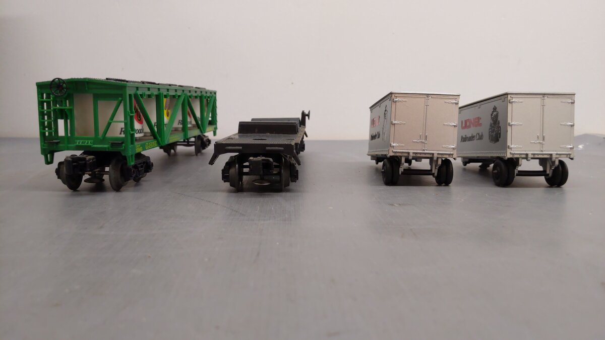 Lionel O Gauge Assorted Freight Cars [5]/Box