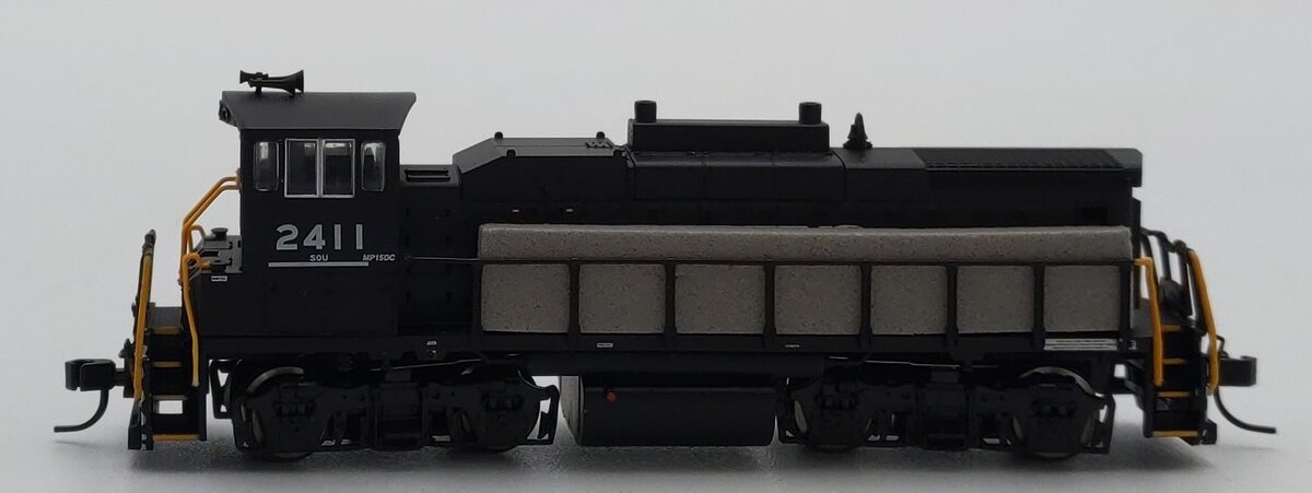 Atlas 52271 MP-15DC N Scale Norfolk Southern Diesel Loco w/o Dcdr Tpr #2411 LN/Box