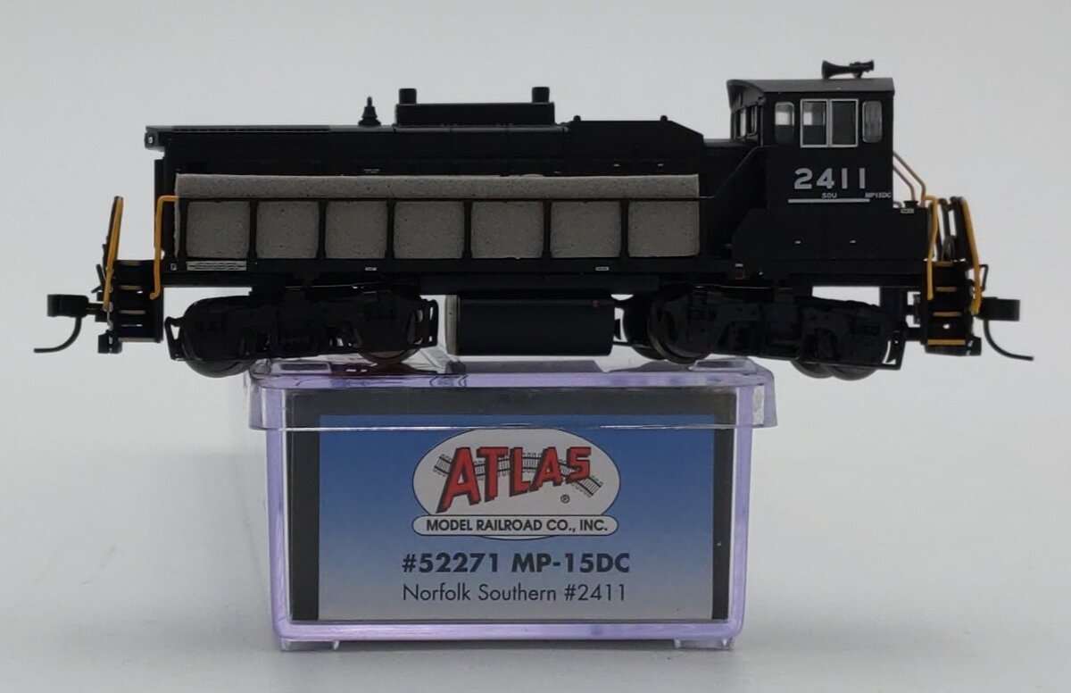 Atlas 52271 MP-15DC N Scale Norfolk Southern Diesel Loco w/o Dcdr Tpr #2411 LN/Box