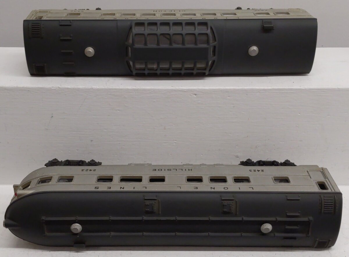 Lionel Vintage O Gauge Lionel Lines Passenger Cars 2423, 2432 [2] VG