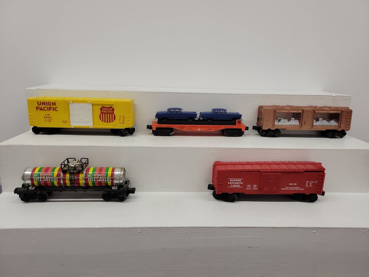 Lionel O Gauge Assorted Freight Car [5]/Box