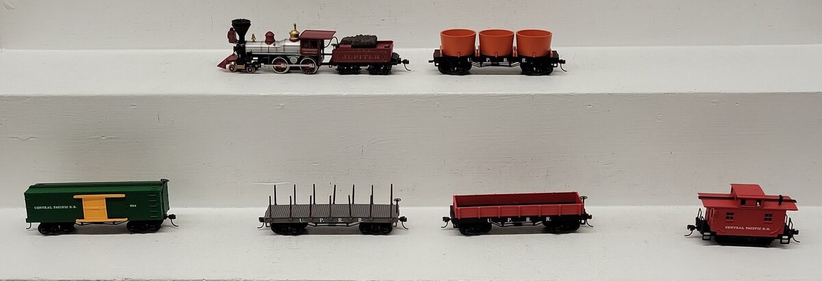 Bachmann 00648 Old Tyme Village HO Gauge Steam Freight Train Set EX