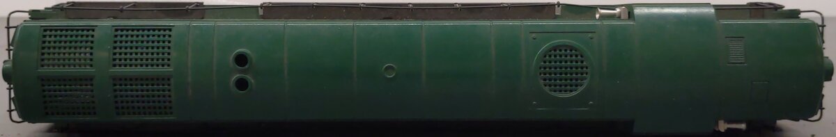 Lionel 6-18301 O Southern Fairbanks Morse Trainmaster Diesel Locomotive #8301 EX/Box