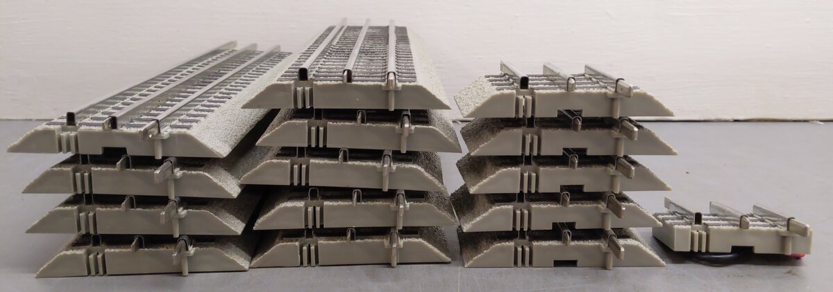 Lionel O Gauge Assorted FasTrack Straight Track Sections [15] EX
