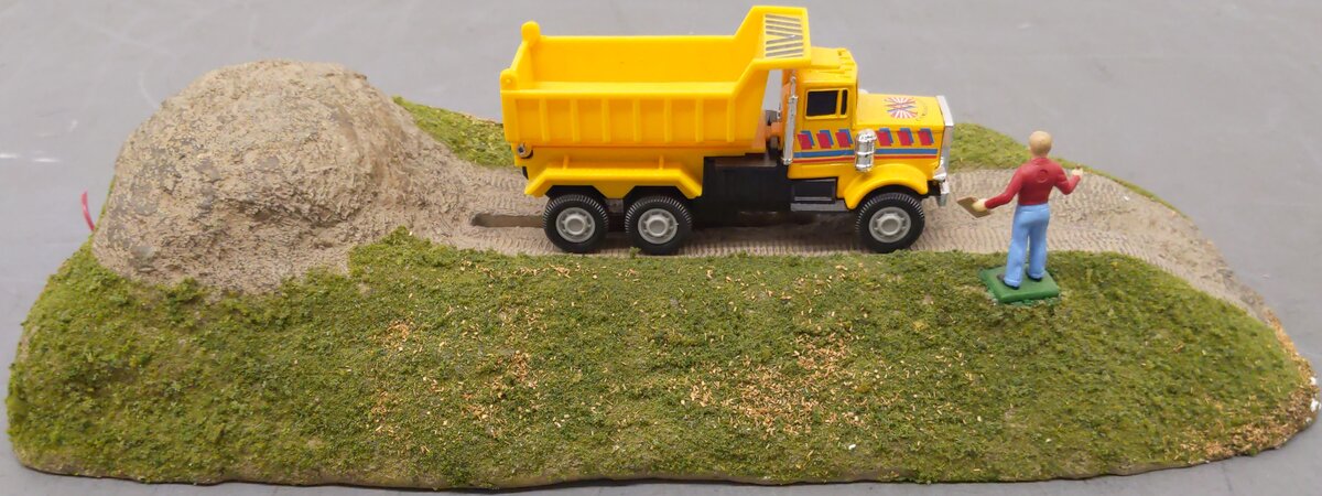 K-Line k-42414 O Gauge Dump Truck Construction Scene LN/Box