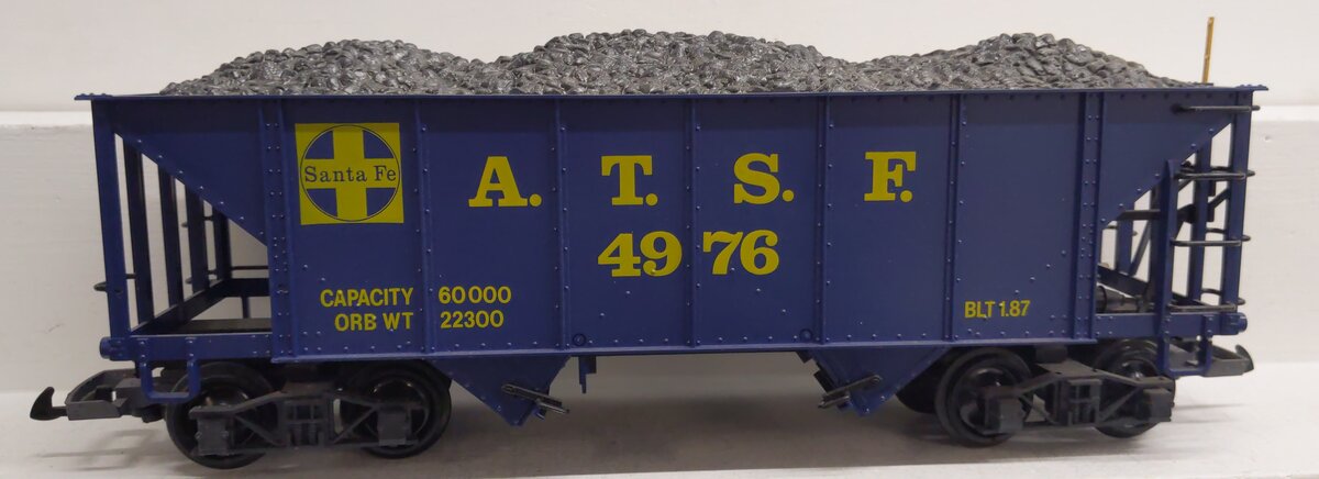 LGB 4976 G Scale Santa Fe 2-Bay Hopper VG/Box