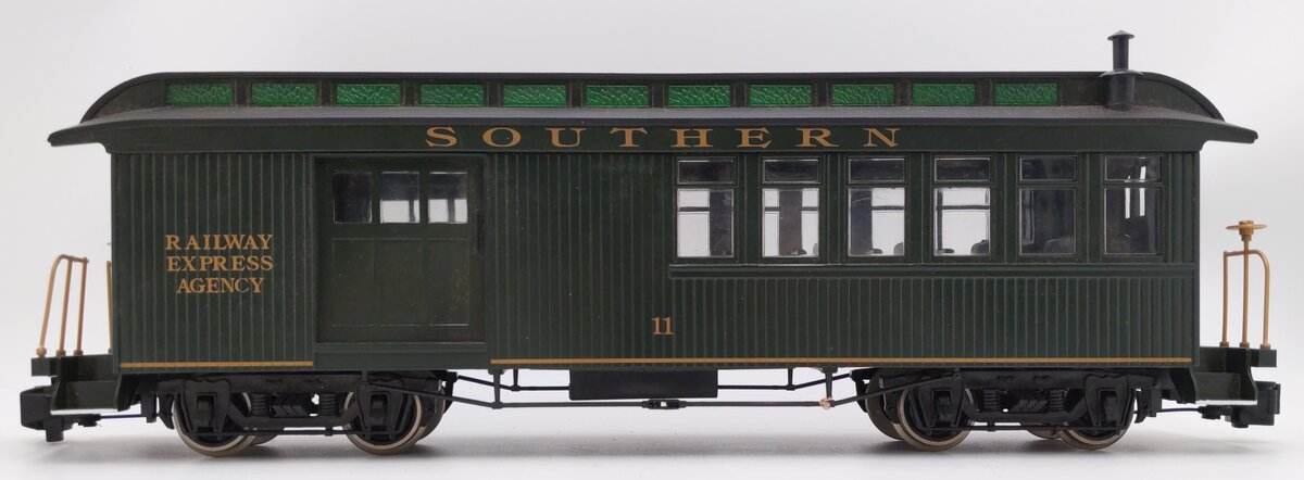 Bachmann 90027G Southern Combine Car #11 EX