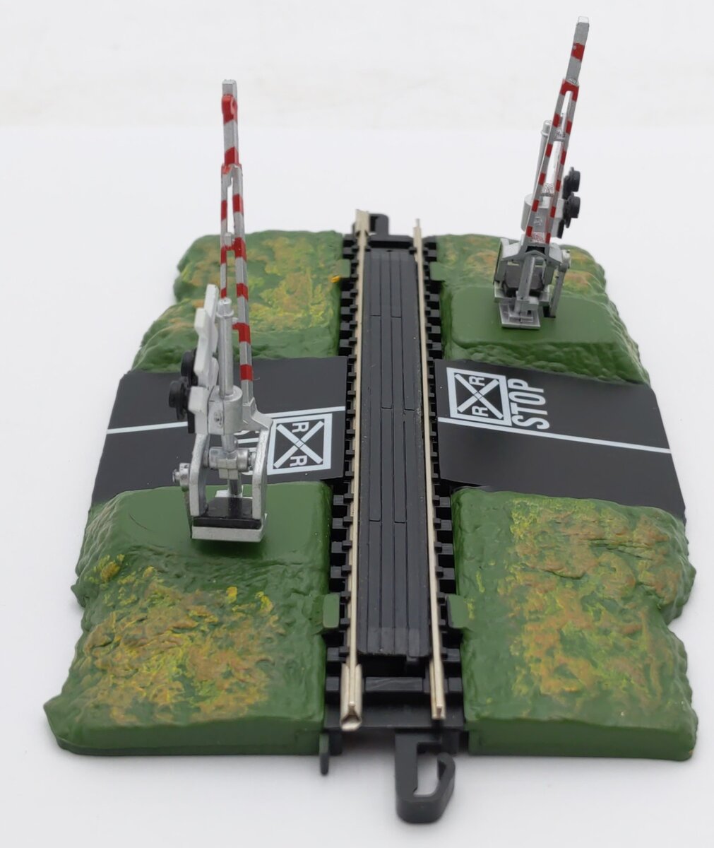 Bachmann 44879 N E-Z Track Crossing Gate EX
