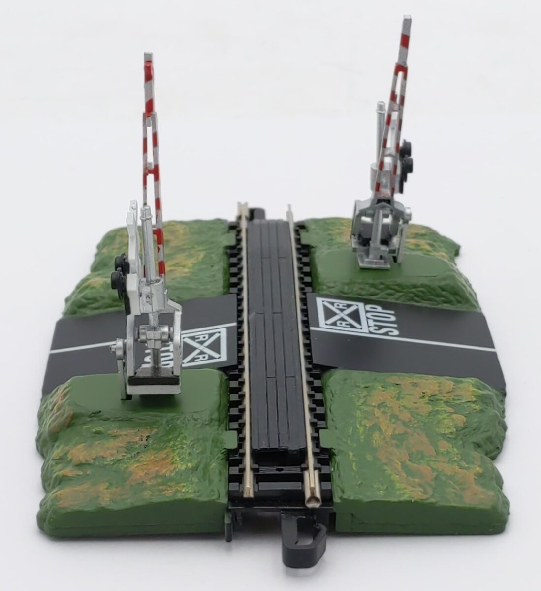Bachmann 44879 N E-Z Track Crossing Gate EX