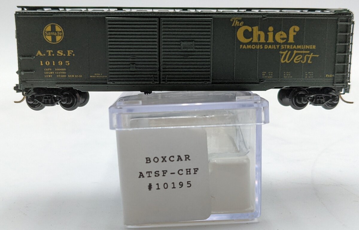 Challenger Hobbies 10195 N ATSF 50' AAR Double Door Boxcar Chief LN/Box