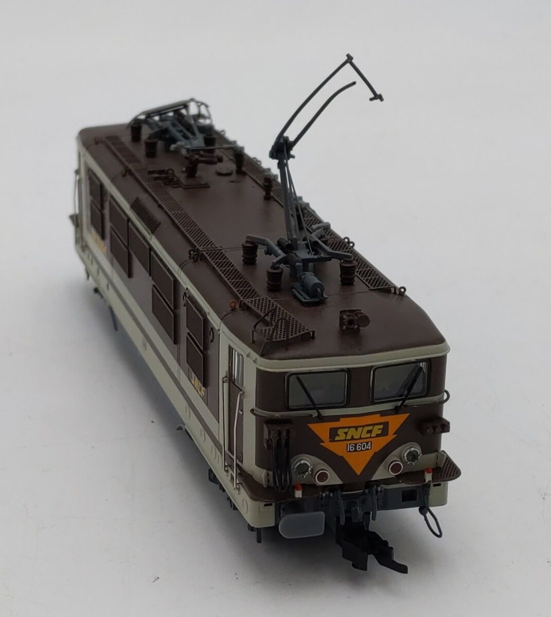 Military Wheels Models 16604 Ho Scale SNCF Class BB Electric Locomotive VG