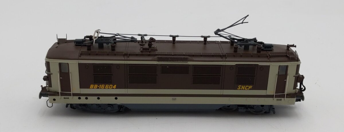 Military Wheels Models 16604 Ho Scale SNCF Class BB Electric Locomotive VG