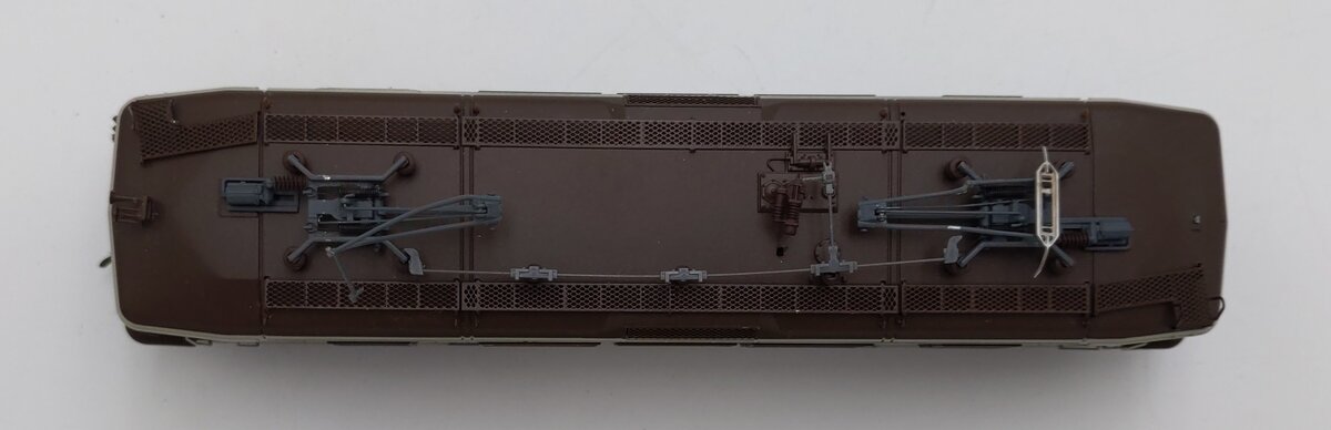 Military Wheels Models 16604 Ho Scale SNCF Class BB Electric Locomotive VG