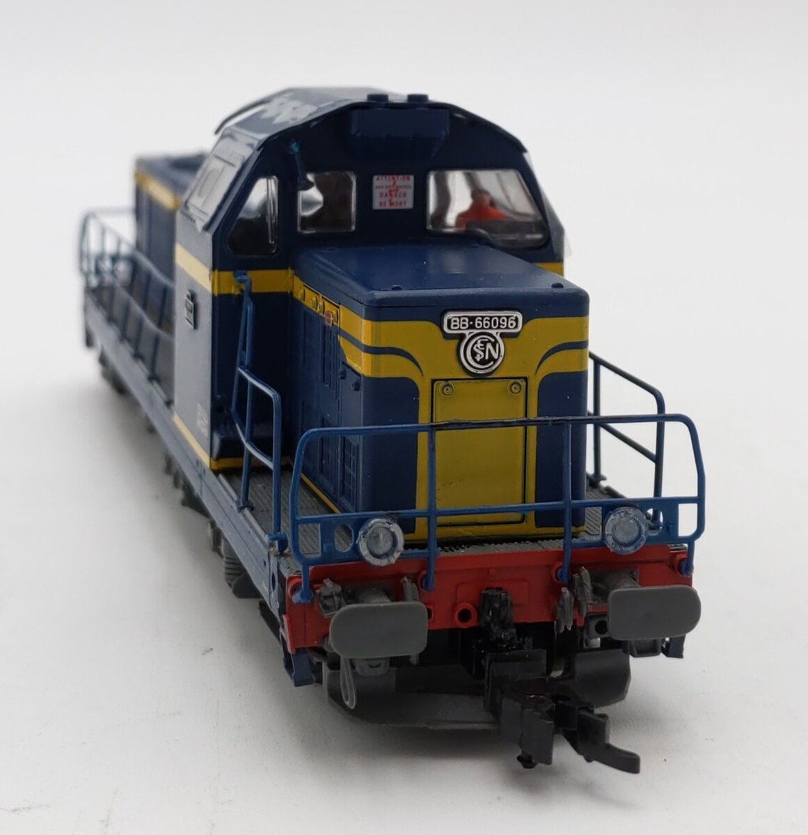 Jouef BB66096 Ho Scale SNCF BB 66000 Diesel Locomotive VG