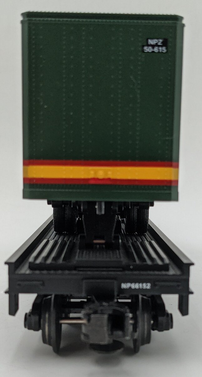 MTH 20-98105 Northern Pacific Flatcar with 2 Short NP Trailers #66152 EX/Box