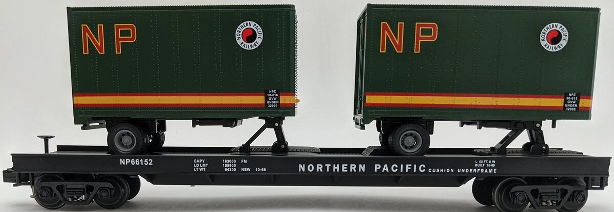 MTH 20-98105 Northern Pacific Flatcar with 2 Short NP Trailers #66152 EX/Box