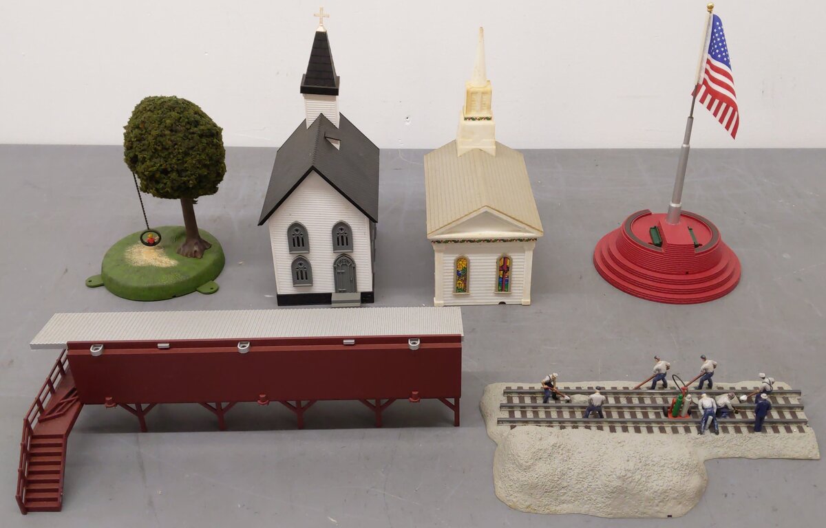 MTH, Lionel & K-Line O Assorted Model Scenery Items [6] VG