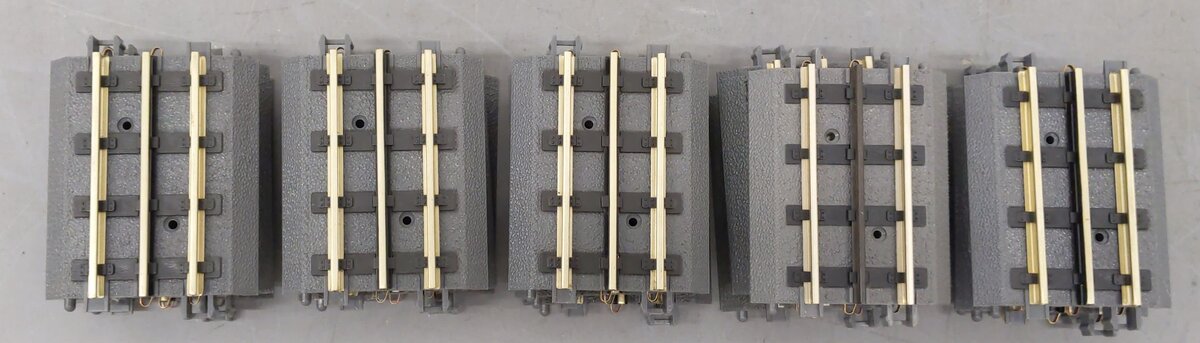 MTH 40-1018 RealTrax 3.5 Inch Straight Track (15) LN