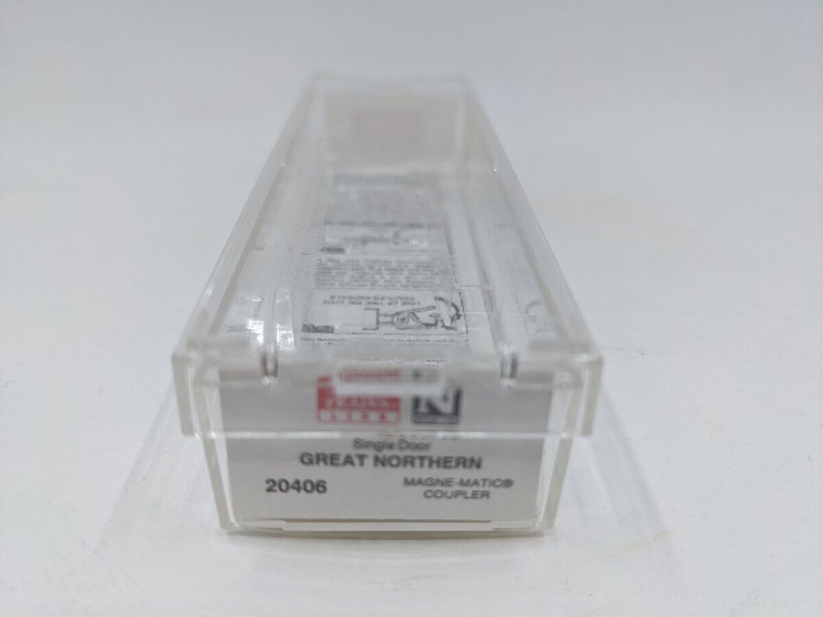 Micro-Trains 02000406 N Scale Great Northern 40' PS-1 Boxcar #2538 EX/Box