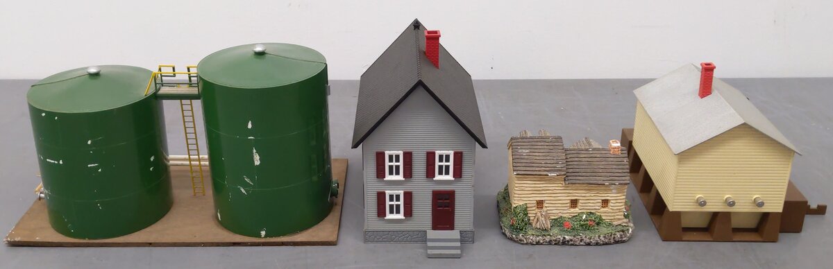Lionel, MTH & Others O Buildings 6-32919, 30-9024 [4] VG