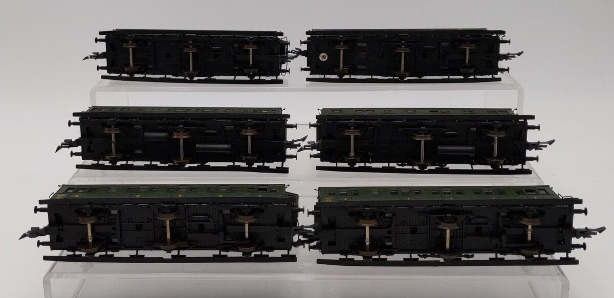 Roco HO Scale Assorted 3-Axel Compartment Cars [6] EX
