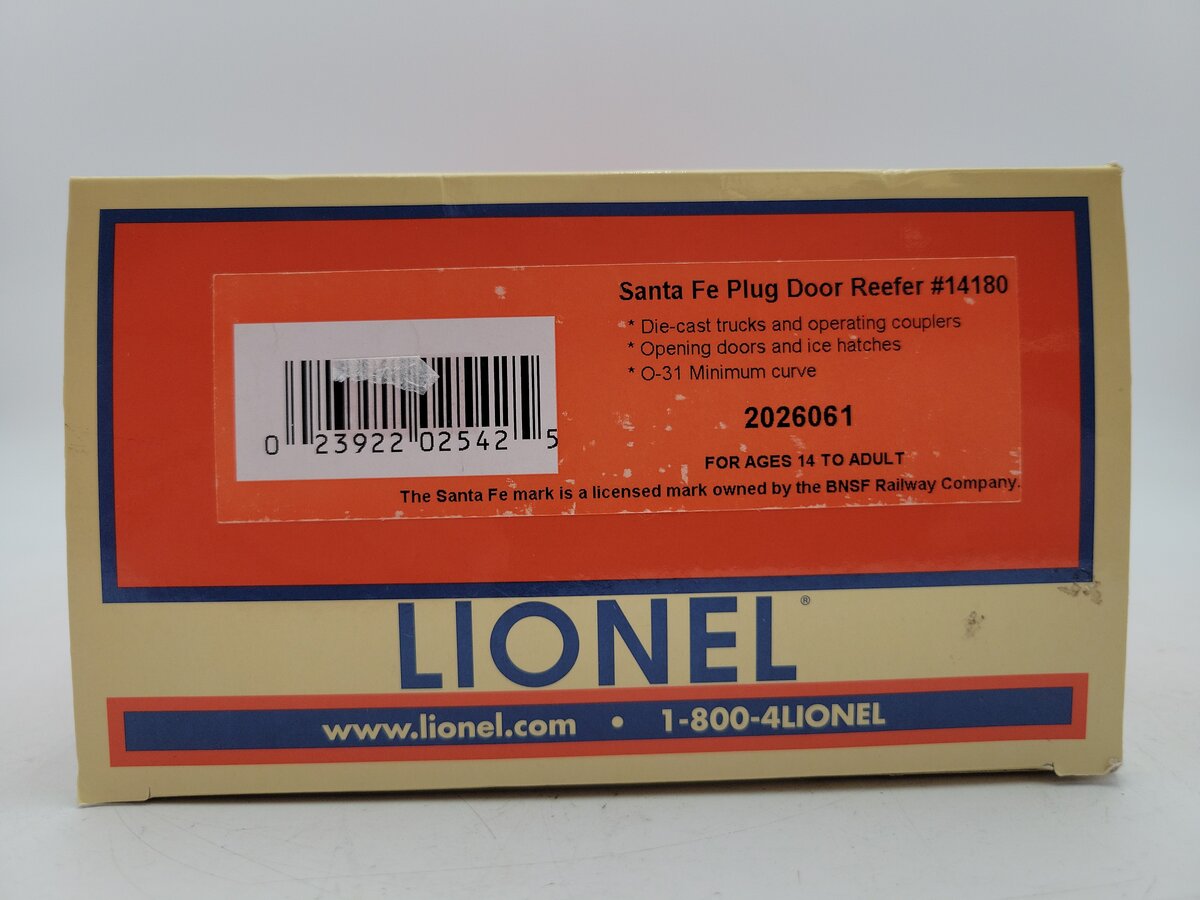 Lionel 2026061 O Santa Fe 40' Plug Door Reefer #14180 LN/Box