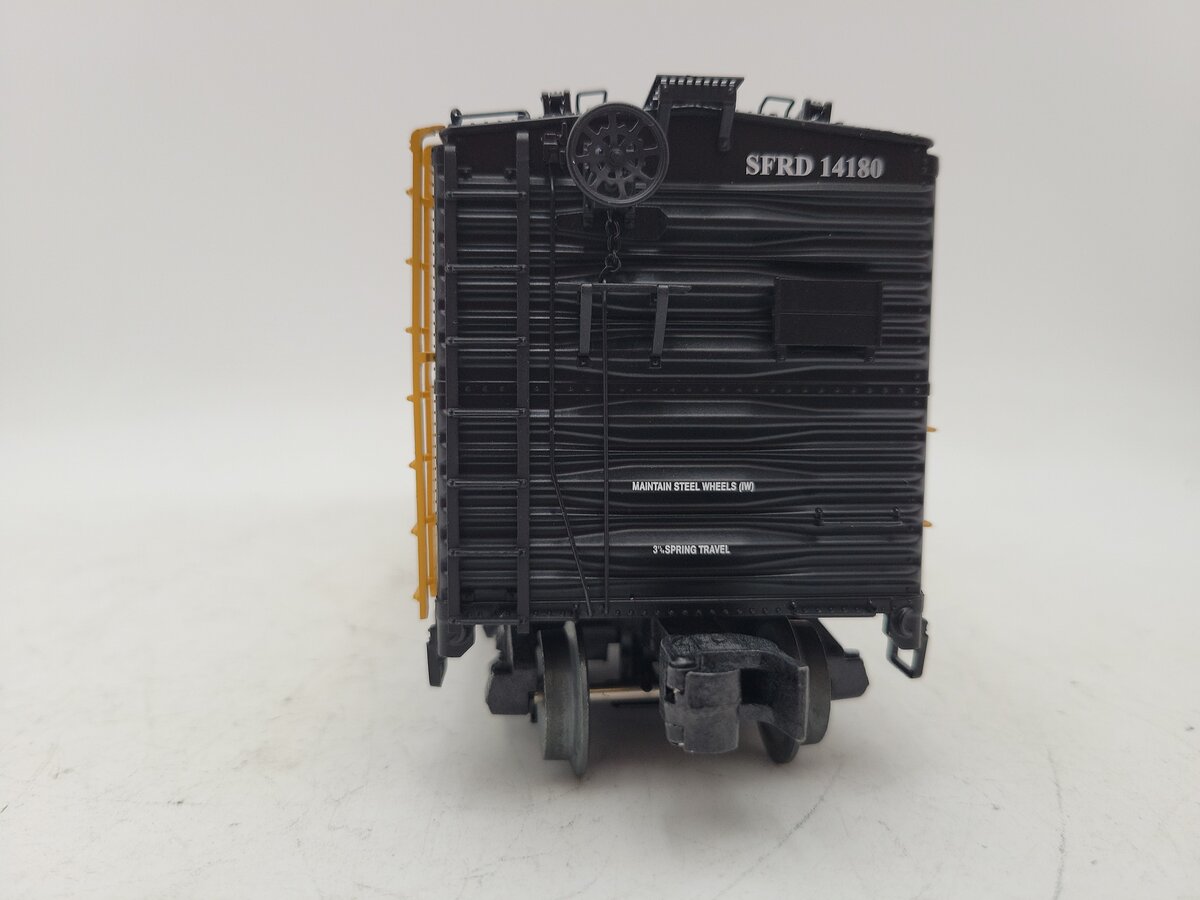 Lionel 2026061 O Santa Fe 40' Plug Door Reefer #14180 LN/Box