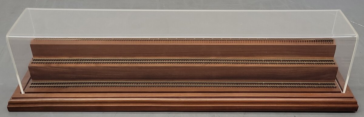 Hobby Specialties by PJ N Scale 3 Tier 26 inch Display Case EX