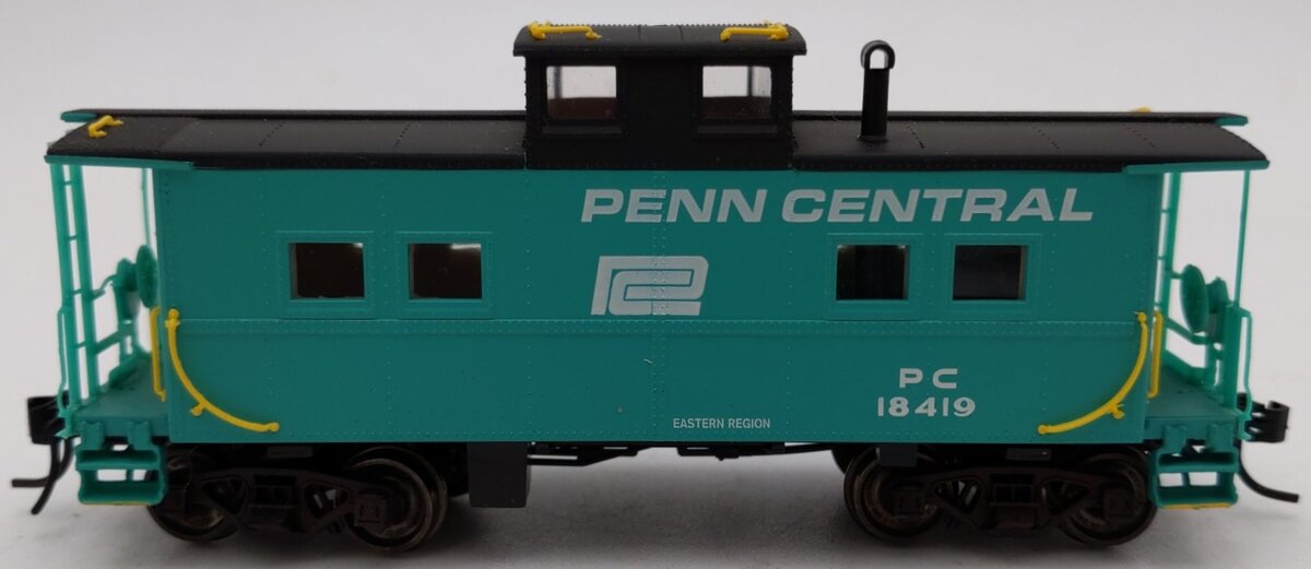 Proto 2000 8555 HO Penn Central Center Cupola Steel Caboose #18419 EX/Box