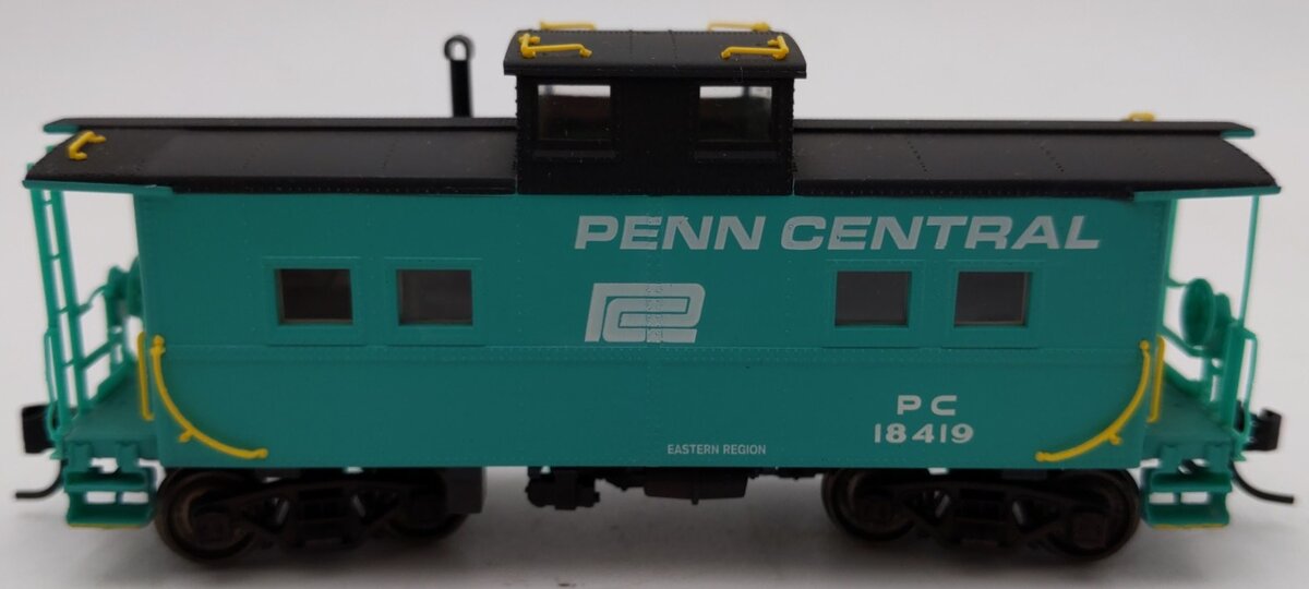 Proto 2000 8555 HO Penn Central Center Cupola Steel Caboose #18419 EX/Box