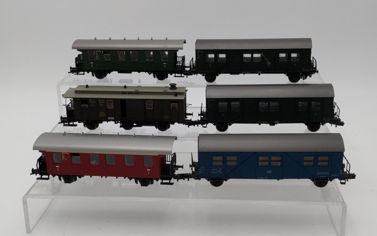 HO Scale Assorted Freight Cars [6] EX