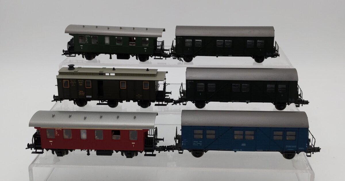 HO Scale Assorted Freight Cars [6] EX