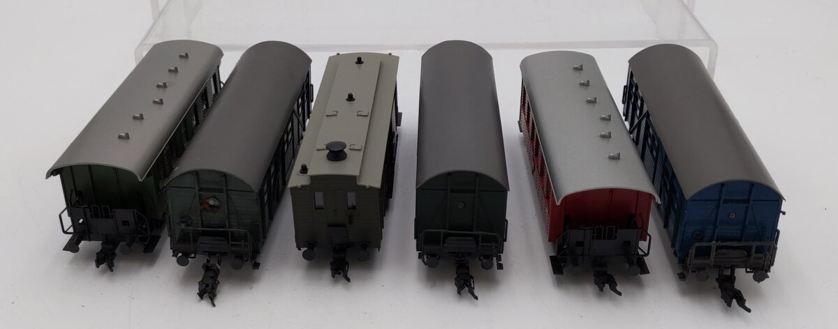 HO Scale Assorted Freight Cars [6] EX