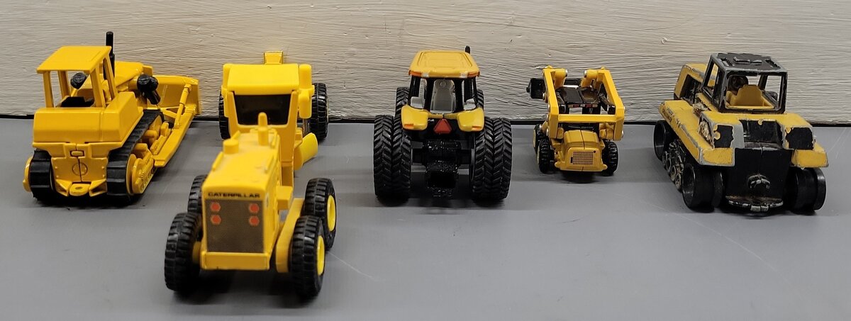 Ertl 1:64 Scale Diecast Construction Vehicles #6675,85C,MT665,1848 [5] VG