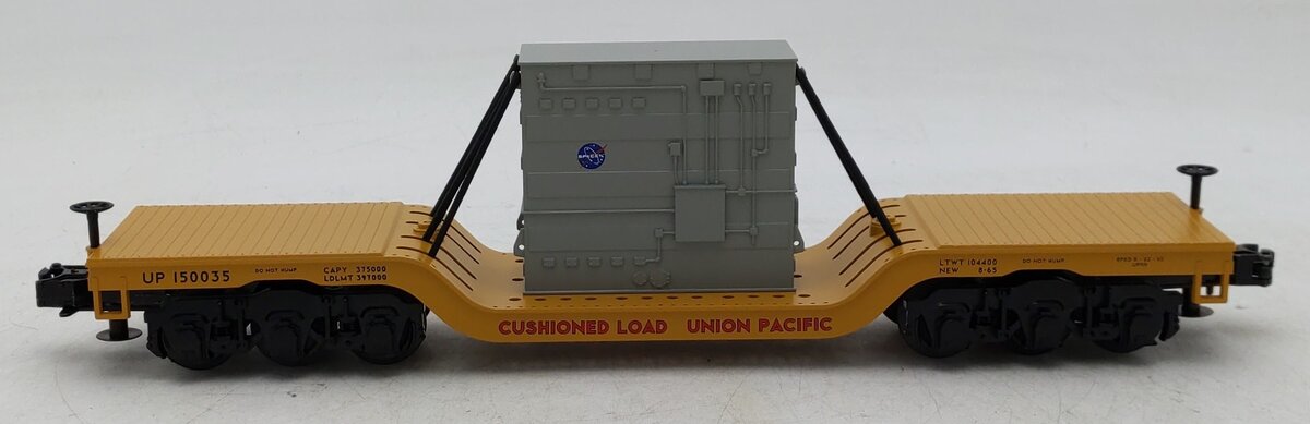 MTH 30-76934 O Union Pacific Dep. Center Flat Car w/Transformer Load #150035 LN/Box