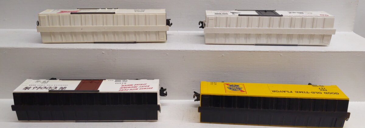 KMT O Gauge Freight Cars: 80342, 747, 84233, Strasburg RR [4] EX