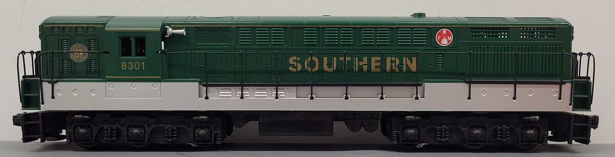 Lionel 6-18301 O Southern Fairbanks Morse Trainmaster Diesel Locomotive #8301 EX/Box