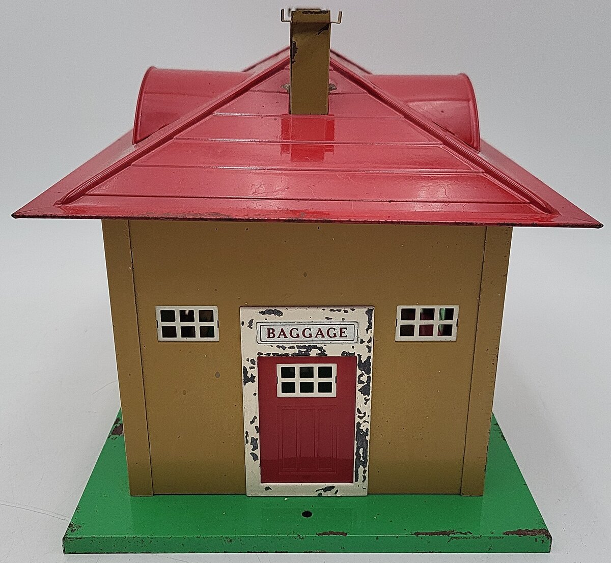 Lionel 136 Vintage O Prewar Tinplate Station