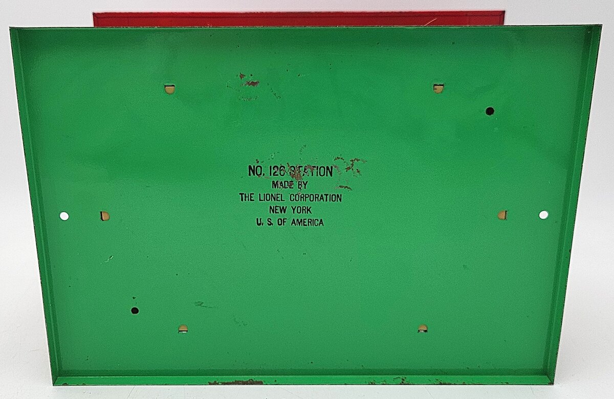 Lionel 136 Vintage O Prewar Tinplate Station
