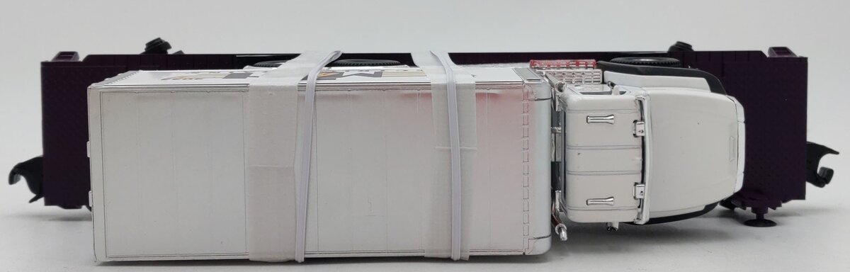 MTH 30-76963 O Gauge MTH Electric Trains Flat Car w/Box Car #1980 LN/Box